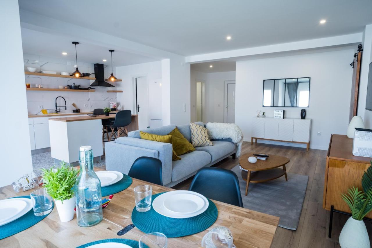 Forte Beach House Nazare Bagian luar foto